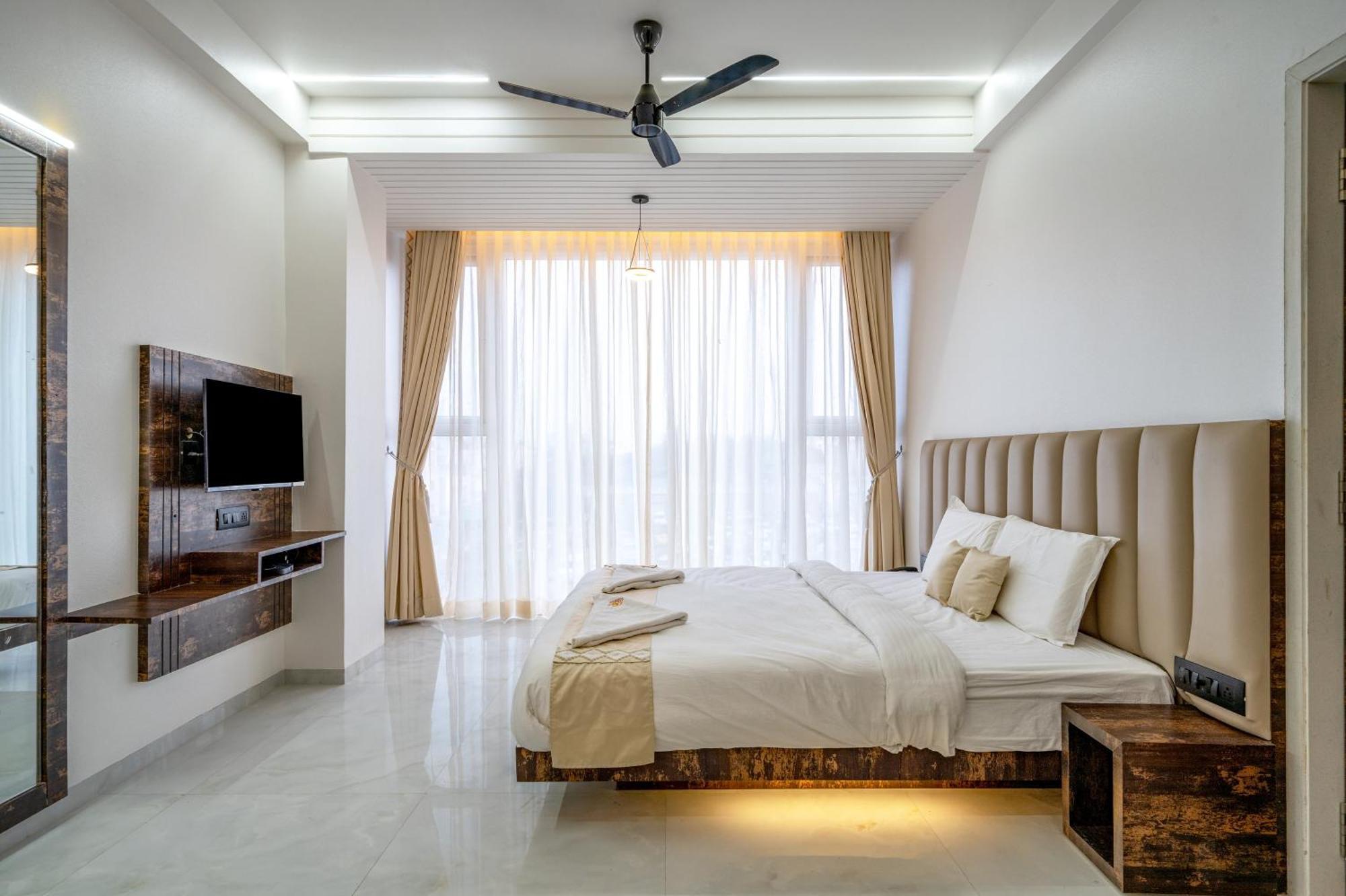 Hotel Darshan Executive Tuljapur Экстерьер фото
