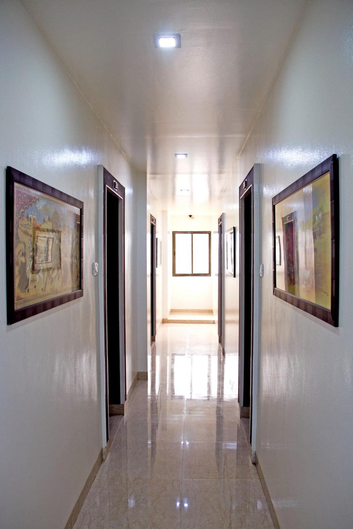 Hotel Darshan Executive Tuljapur Экстерьер фото